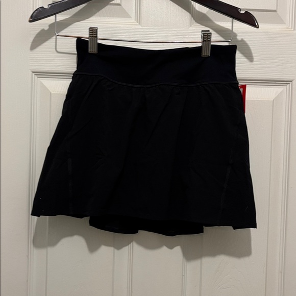 SPANX Pants - ‼️BNWT‼️Spanx get moving skort